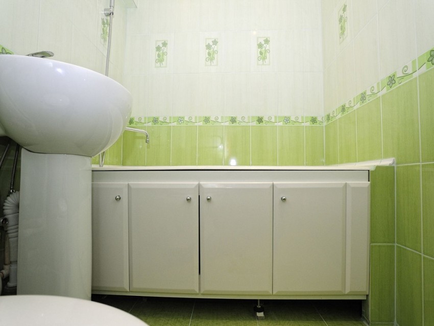 Экран для ванной: советы по подбору и украшению стильного экранирования ванной (135 фото)